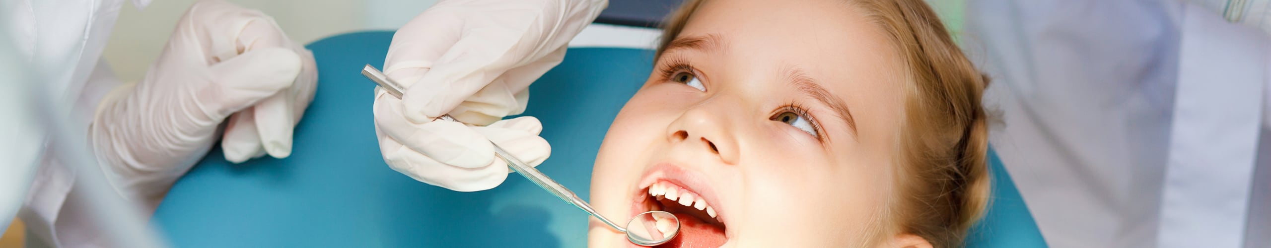 Picture of child in Dentist chair
